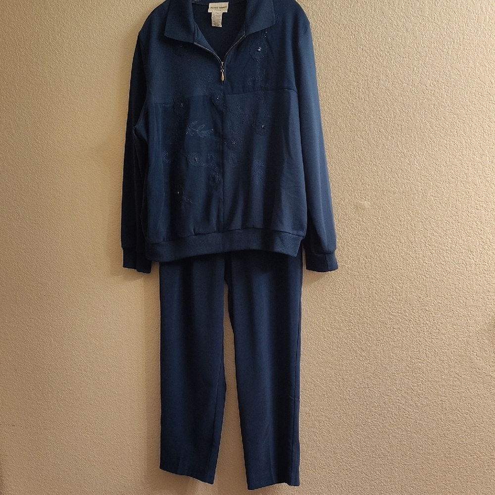 Alfred Dunner 2 Piece Top & Pants Long Sleeves Blue Size PXL Track Suit B28 X P